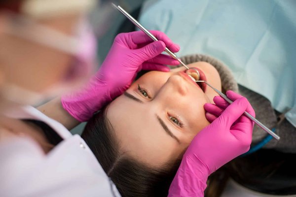 Urgence dentiste: que faire en cas de crise?
